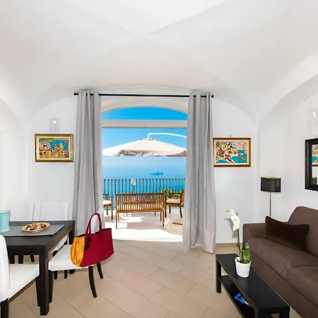 Maison Rosa Apartment