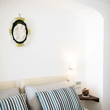 Maison Rosa Apartment *