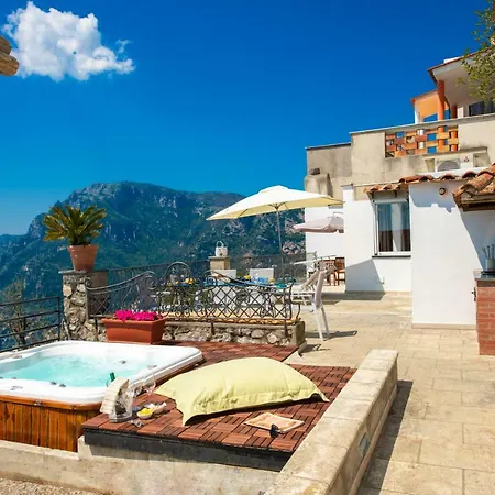 Maison Rosa דירה *