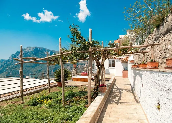 Maison Rosa アパート *